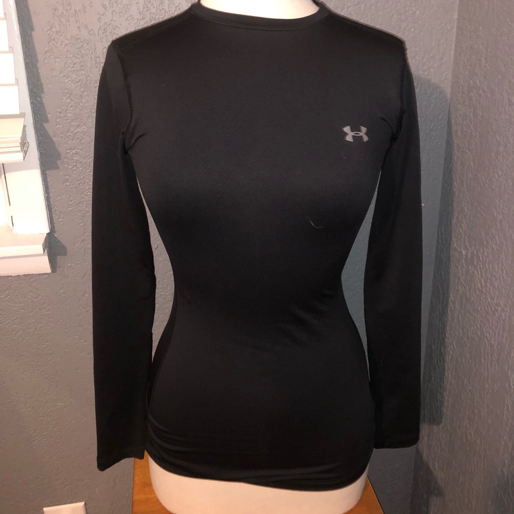 Small tight fitting under armor